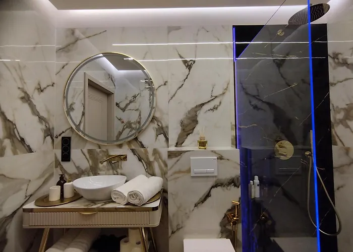 Przystan Dolina Kaszmiru Apartment