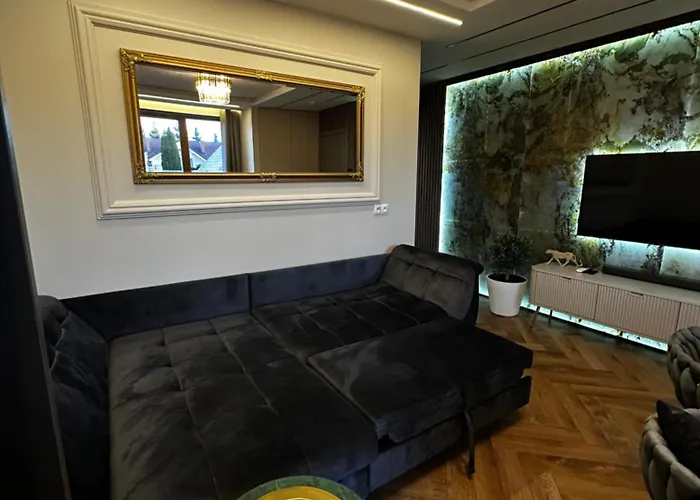 Przystan Dolina Kaszmiru Apartment *