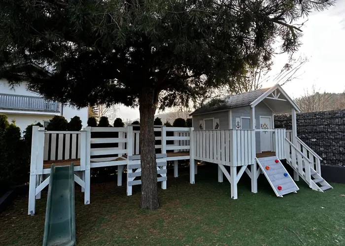 Przystan Dolina Kaszmiru Apartment *