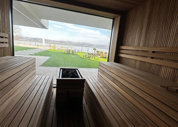 Przystan Dolina Kaszmiru Apartment